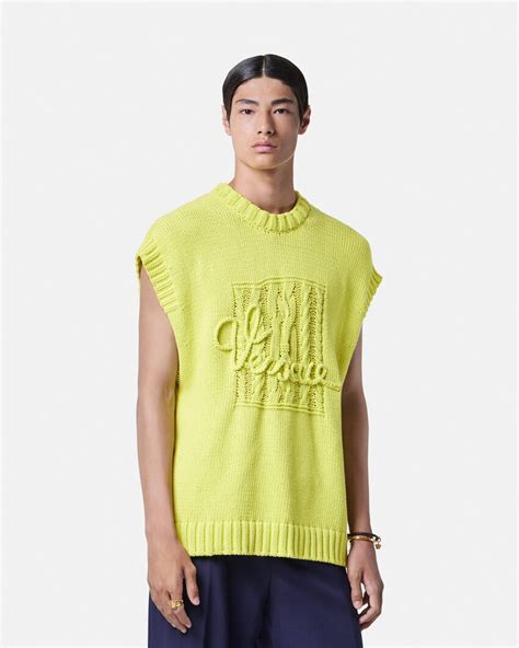 maglia versace uomo logo giallo|maglia versace su zalando.